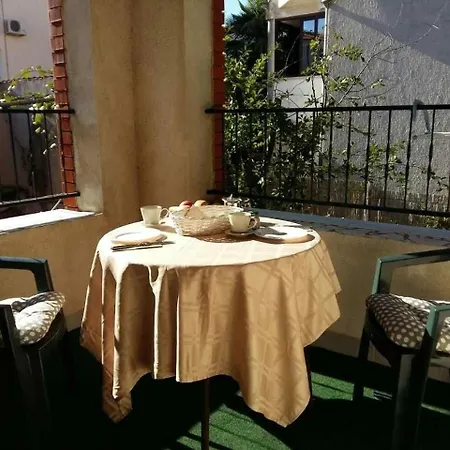 Fuer Drei Personen Mit Privatem Balkon Διαμέρισμα