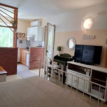Fuer Drei Personen Mit Privatem Balkon Apartment *