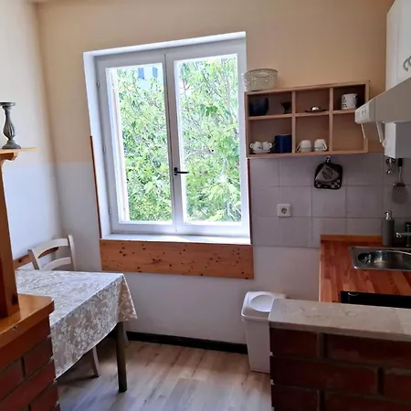 Fuer Drei Personen Mit Privatem Balkon Apartment *